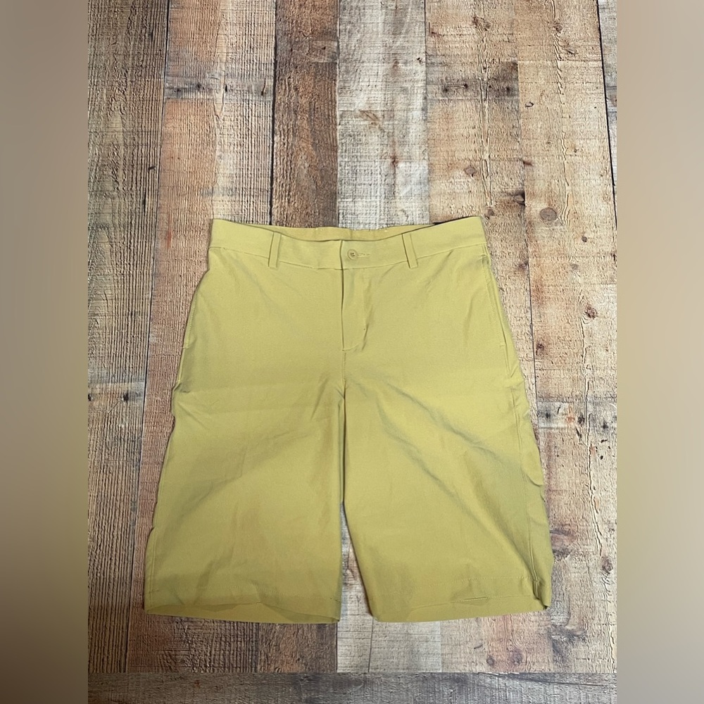 New Nike Boy’s Flex Hybrid Golf Adjustable Shorts Size XL Club Gold